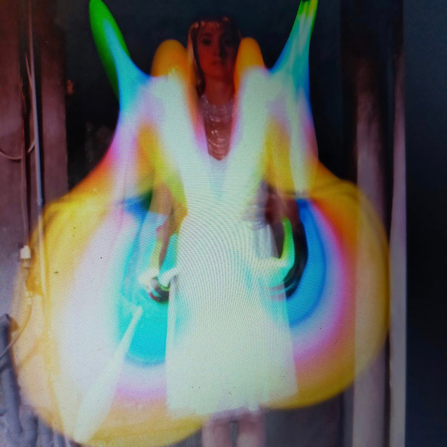 bérénice-jongleuse-lumineuse-paris-lyon